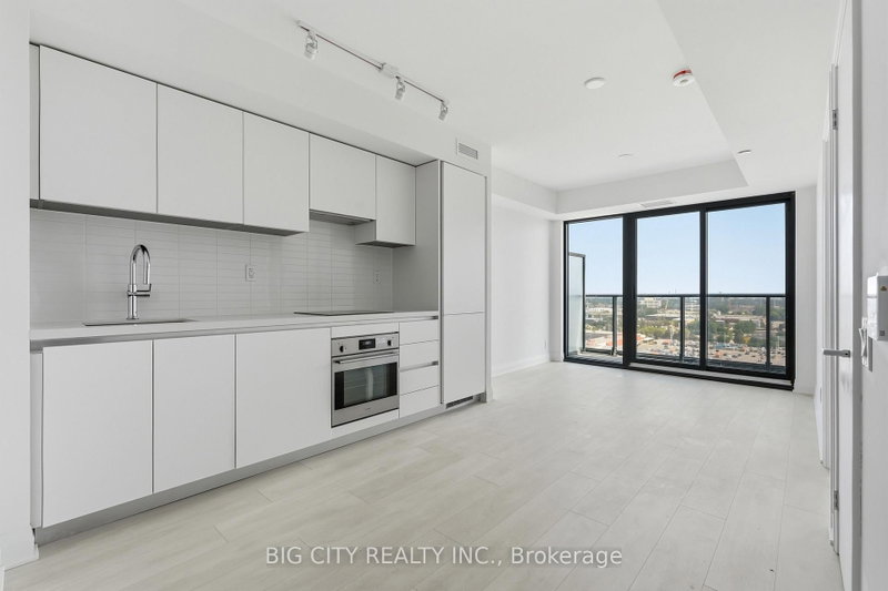 1501 - 25 Frederick Todd Way