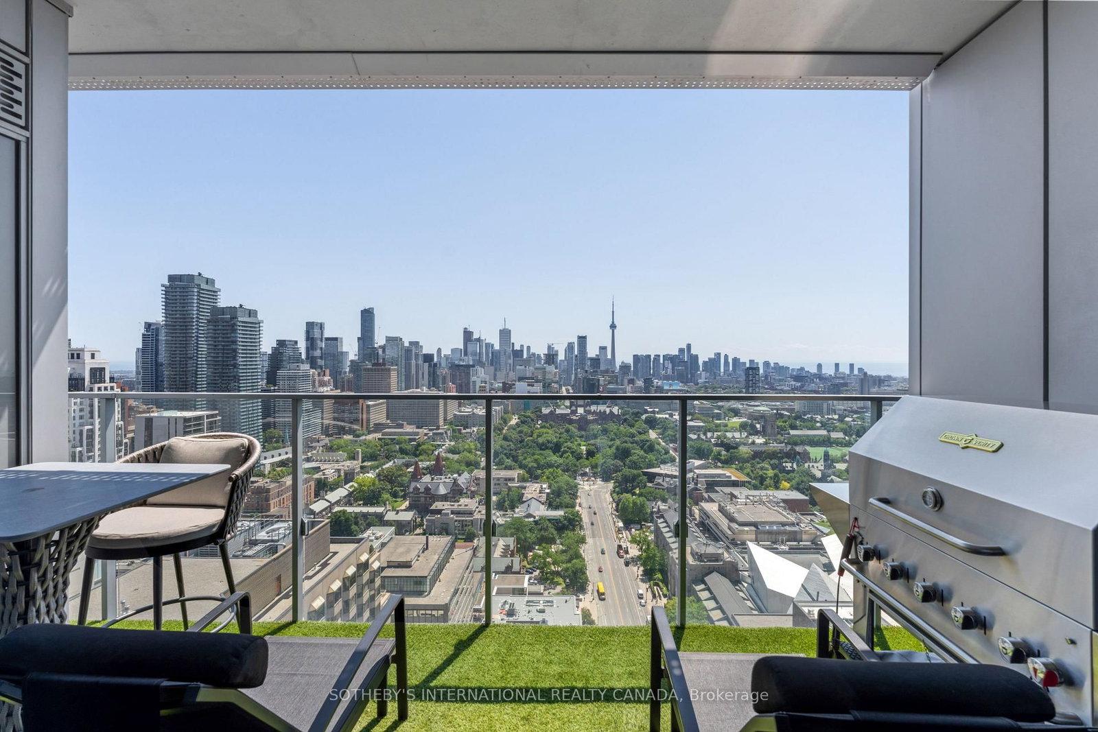 3802-200 Cumberland St, Toronto, view 18