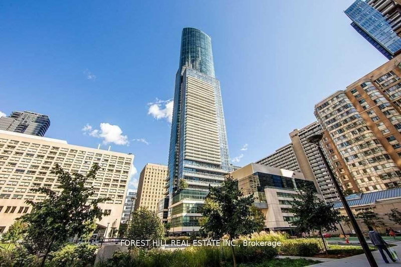 1615 - 386 Yonge Street