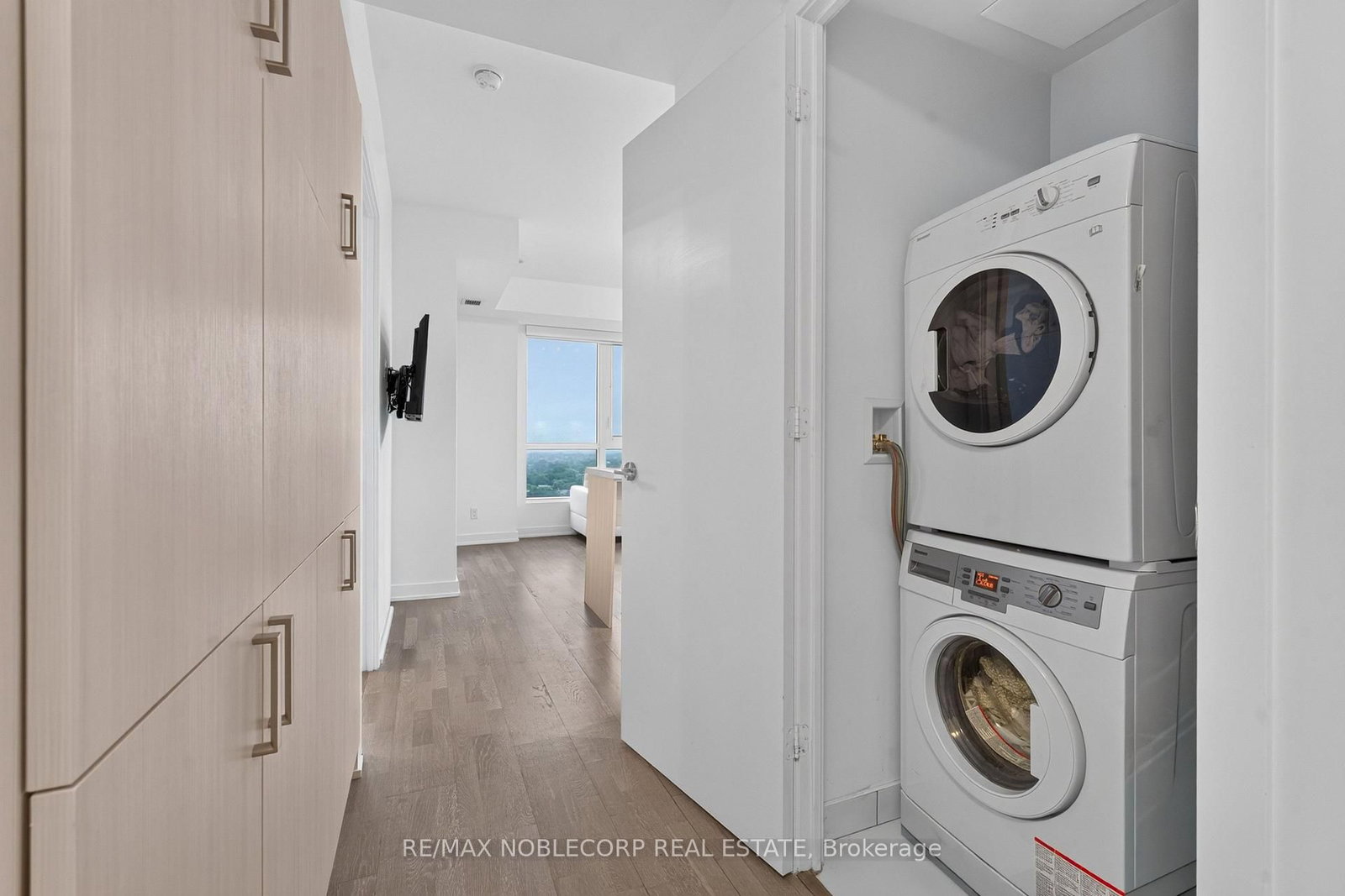501 St Clair Avenue W • #1911 • Toronto, ON photo 14
