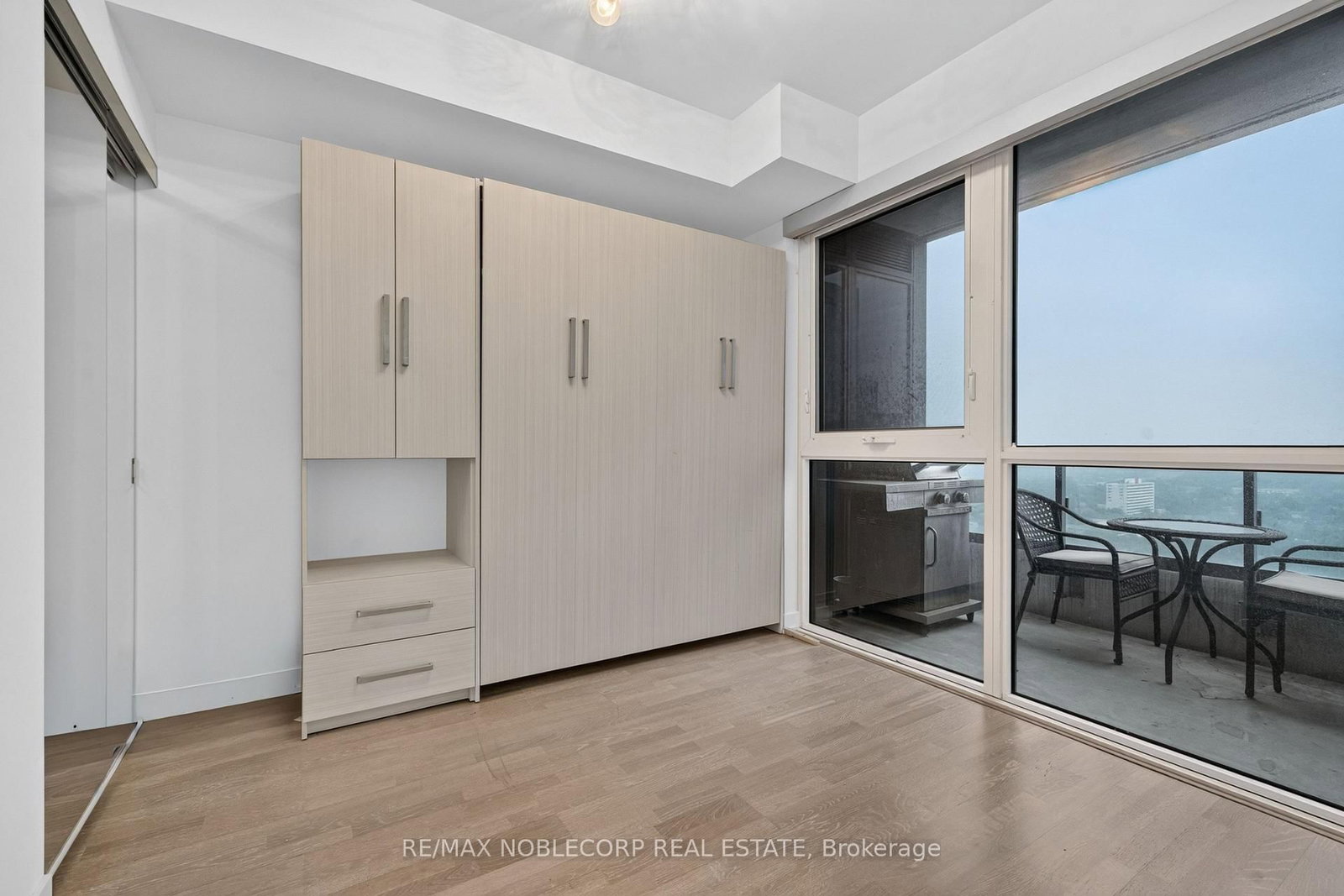 501 St Clair Avenue W • #1911 • Toronto, ON photo 15
