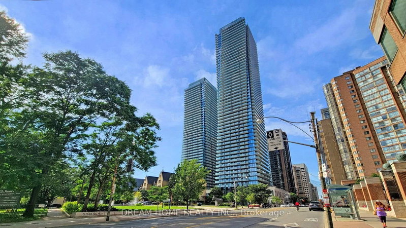 709 - 1080 Bay Street