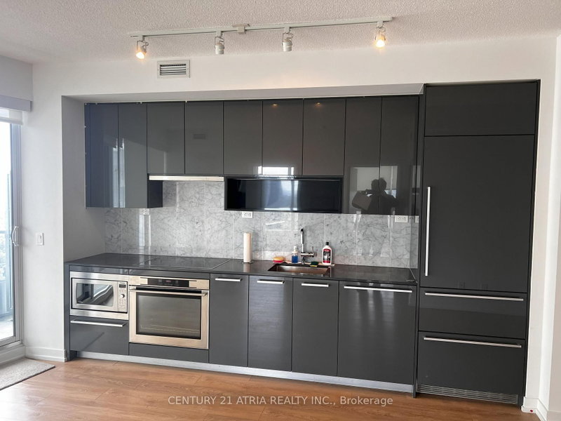 3505 - 115 McMahon Drive