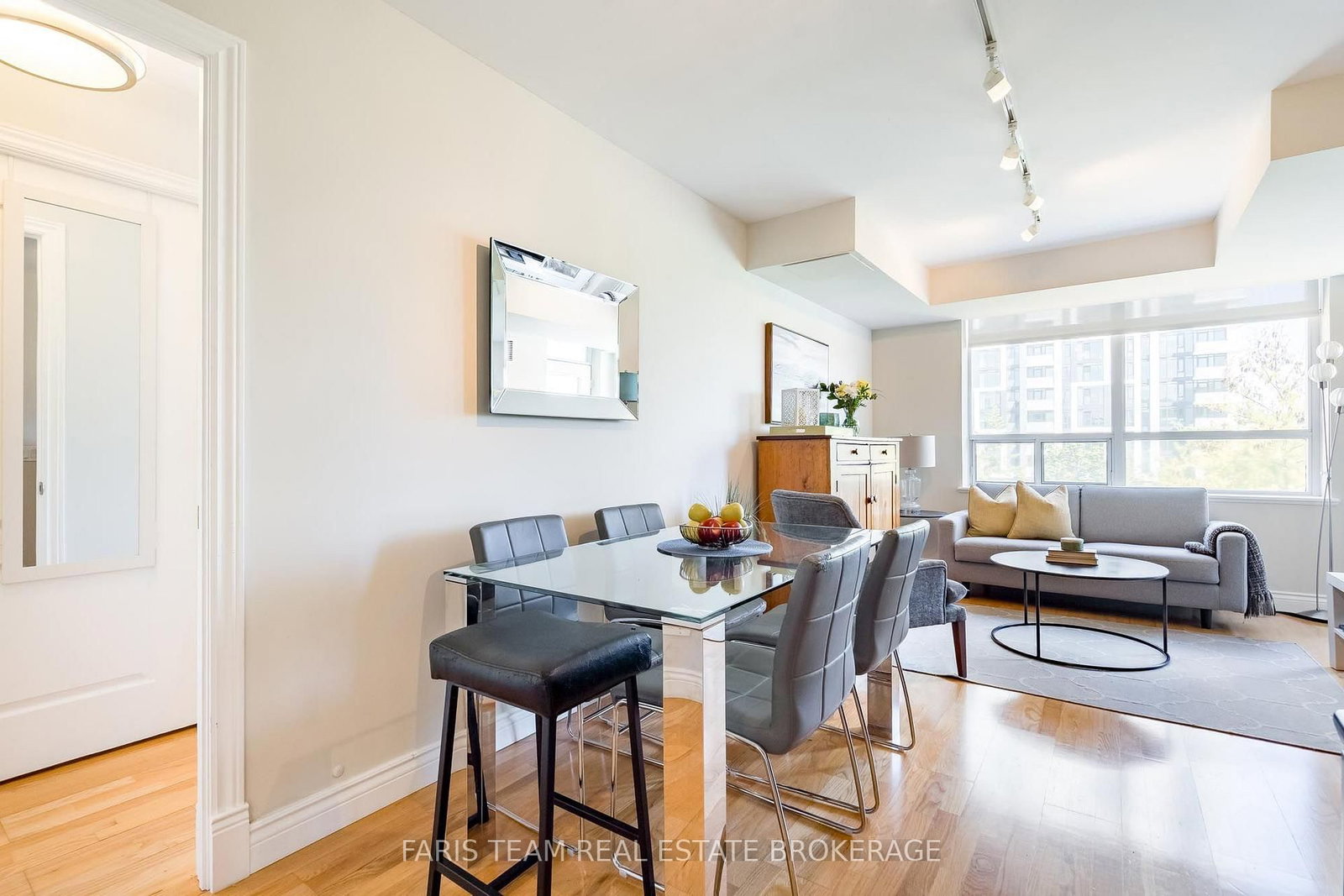 5 Rosehill Avenue • #703 • Toronto, ON photo 11