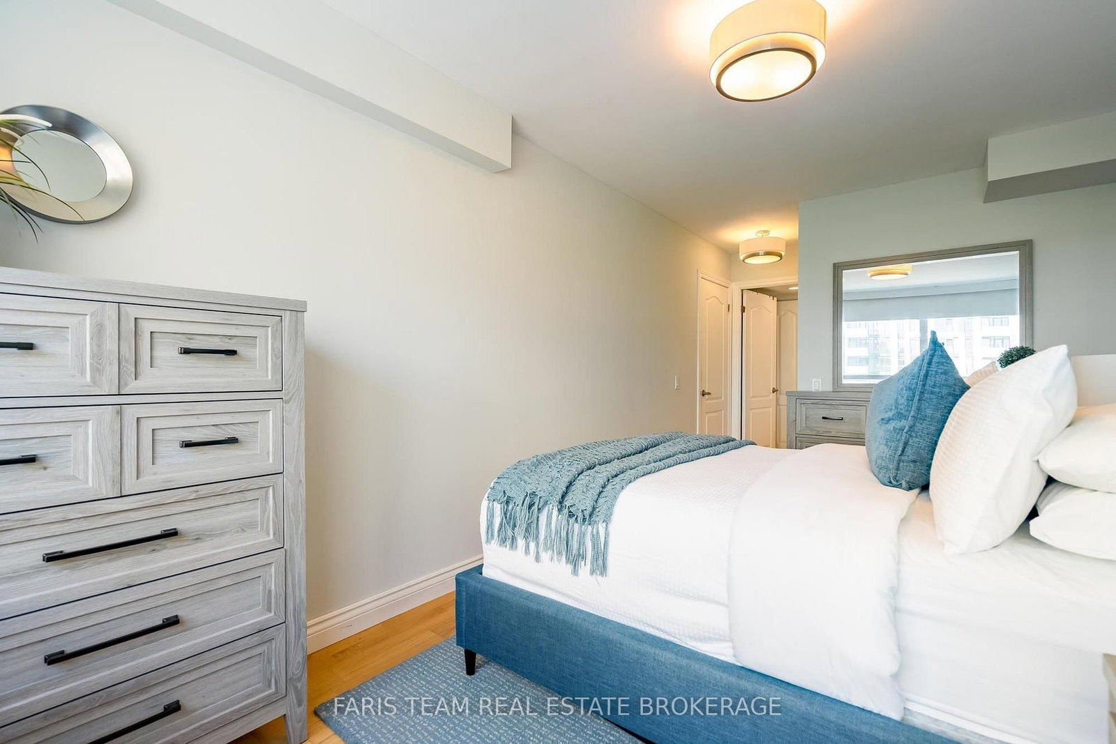 5 Rosehill Avenue • #703 • Toronto, ON photo 17