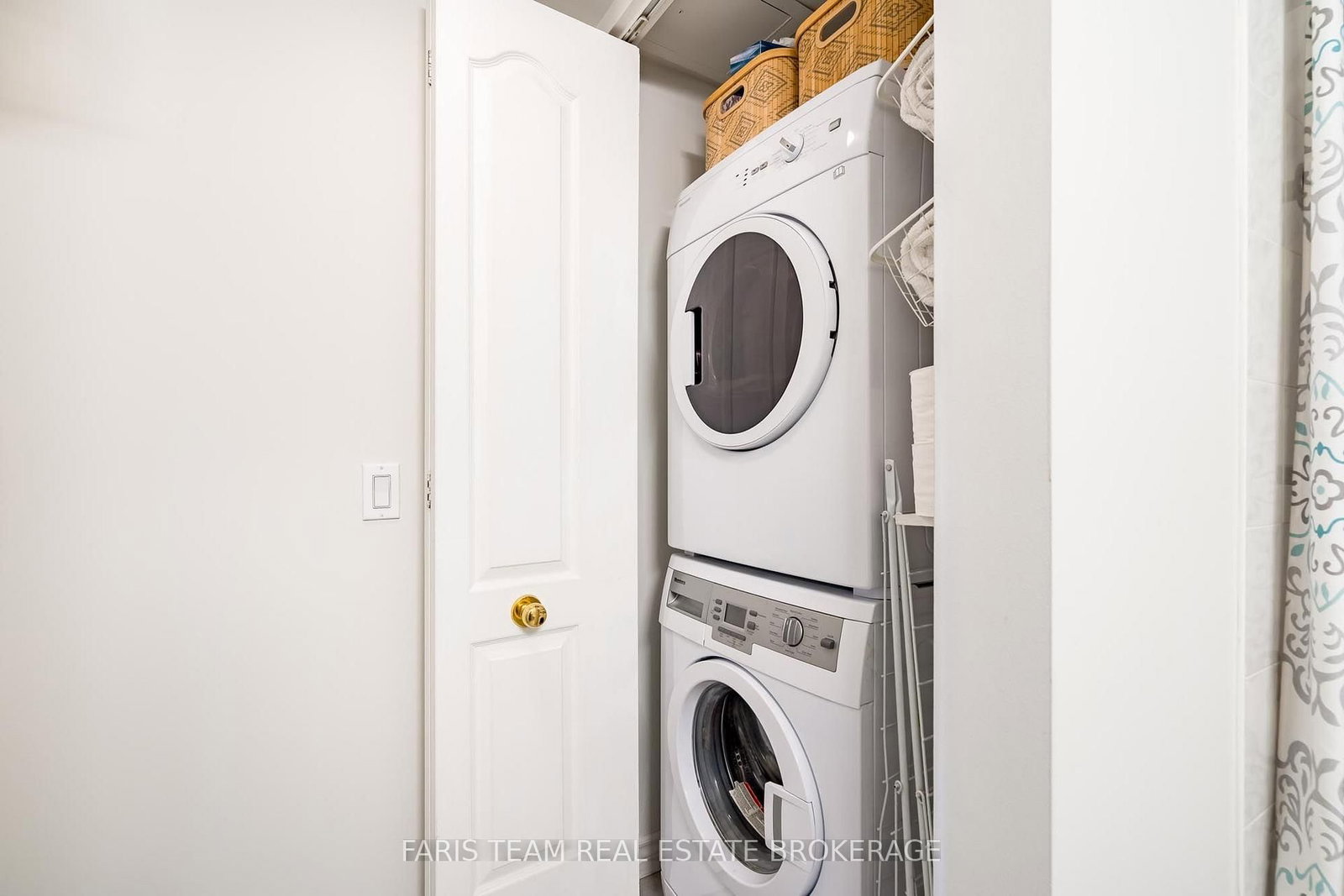 5 Rosehill Avenue • #703 • Toronto, ON photo 24