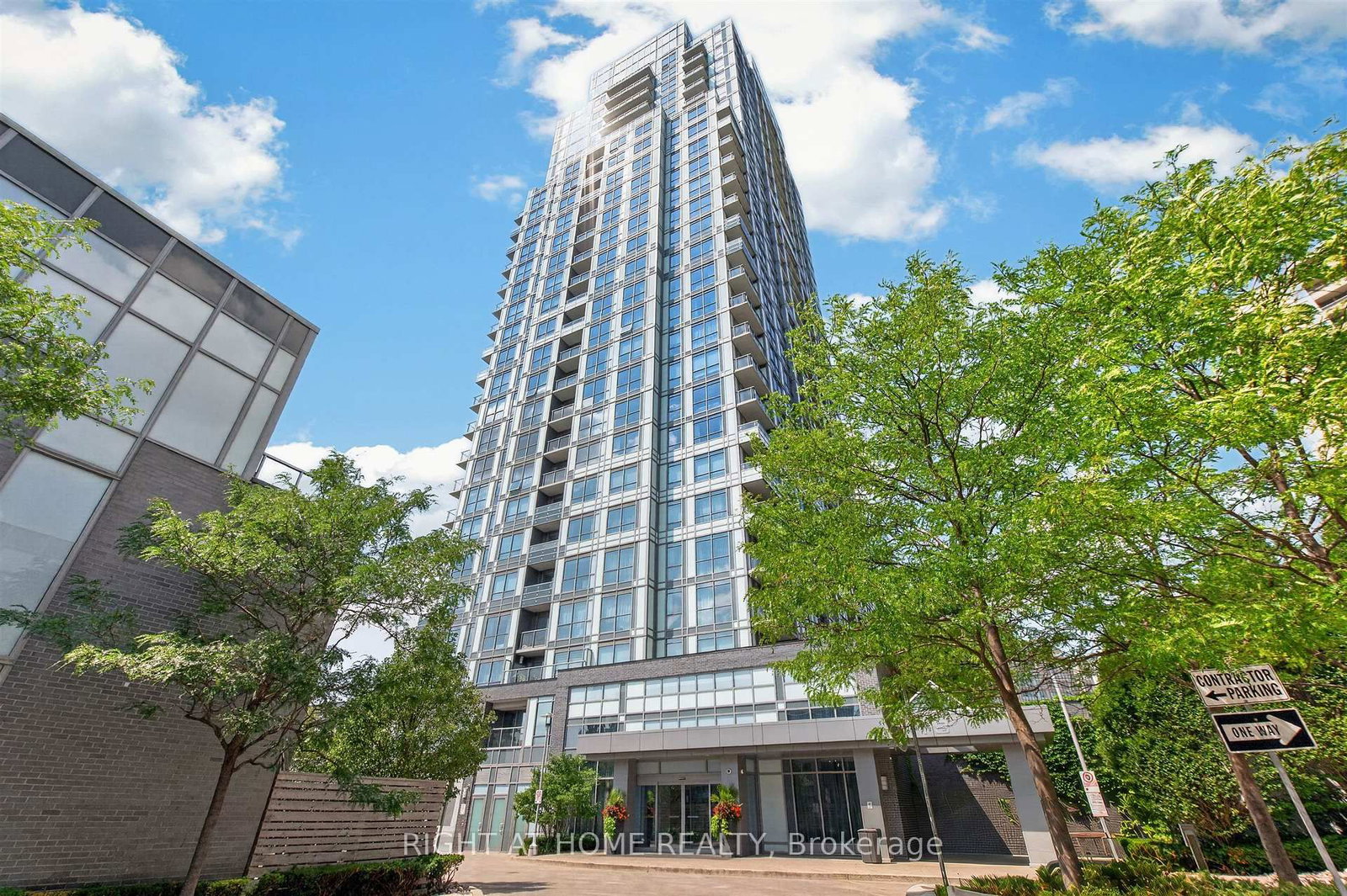 Property at 18 Graydon Hall