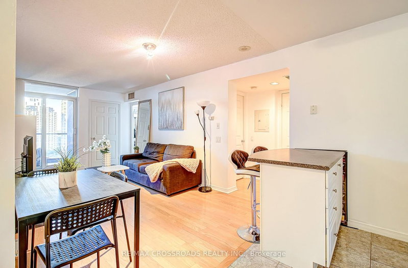 1512 - 30 Harrison Garden Boulevard