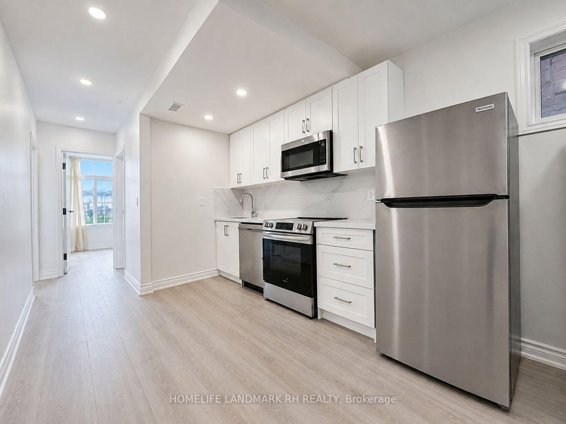 201A - 414 Dundas Street W