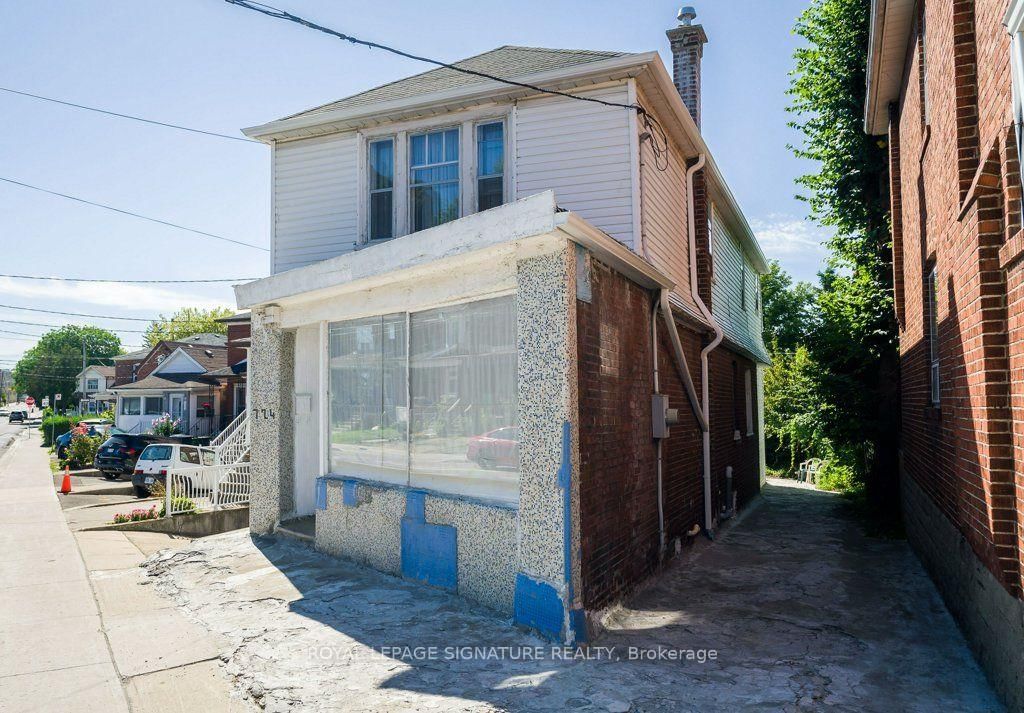 724 Vaughan Road • Toronto, ON photo 26