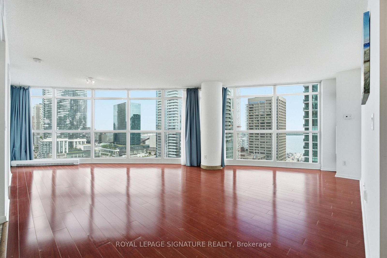 18 Yonge Street • #2011 • Toronto, ON photo 10