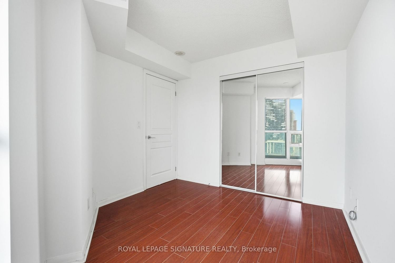 18 Yonge Street • #2011 • Toronto, ON photo 26