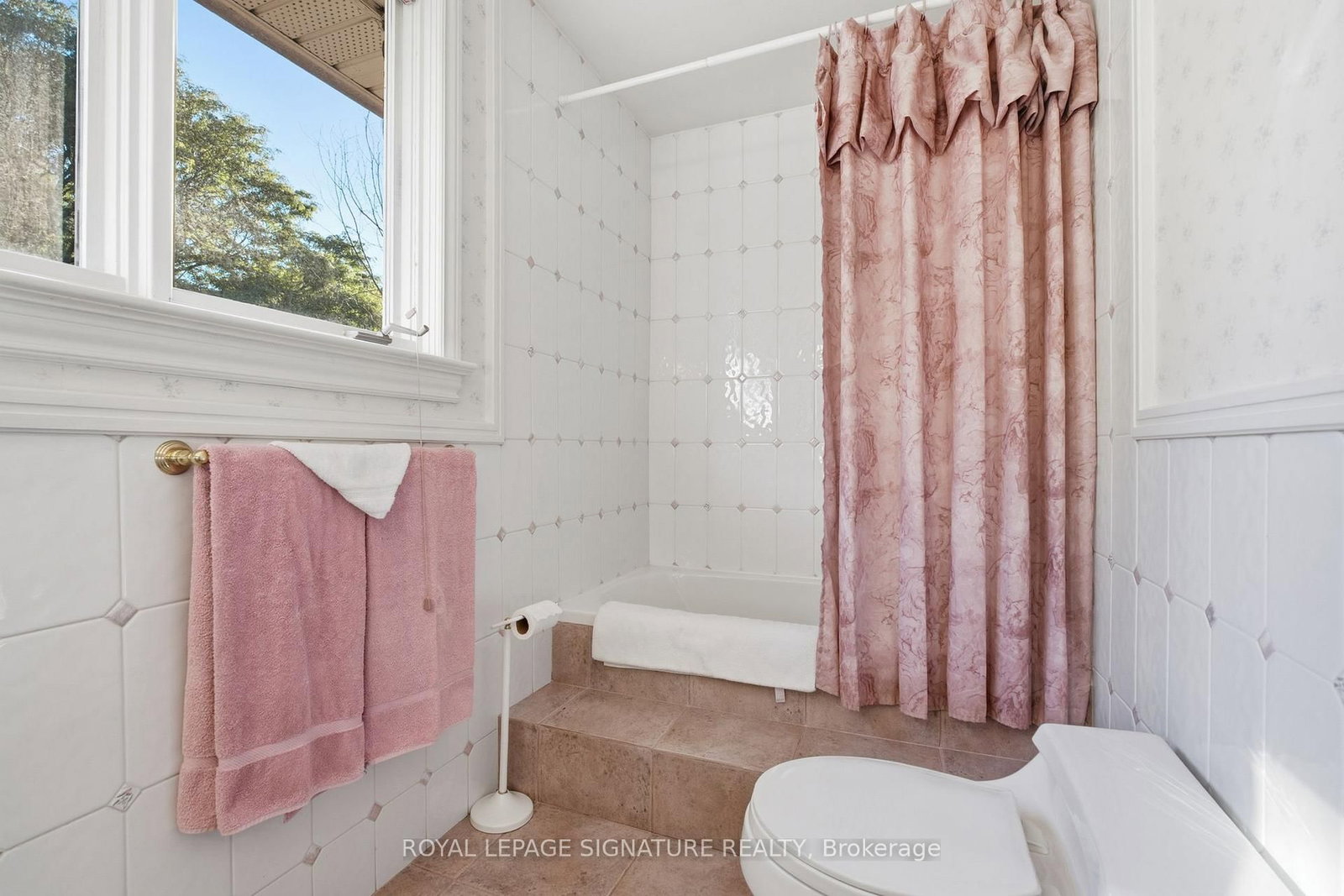 20 Wellesbourne Crescent • Toronto, ON photo 36