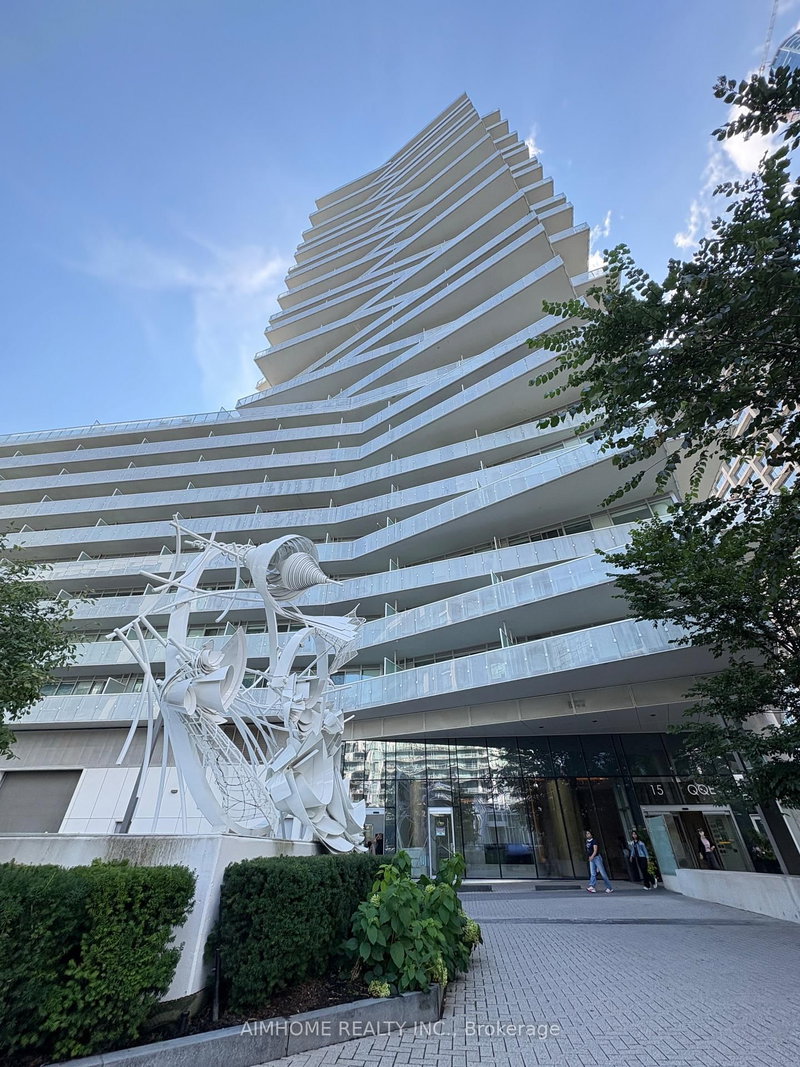 409 - 15 Queens Quay E