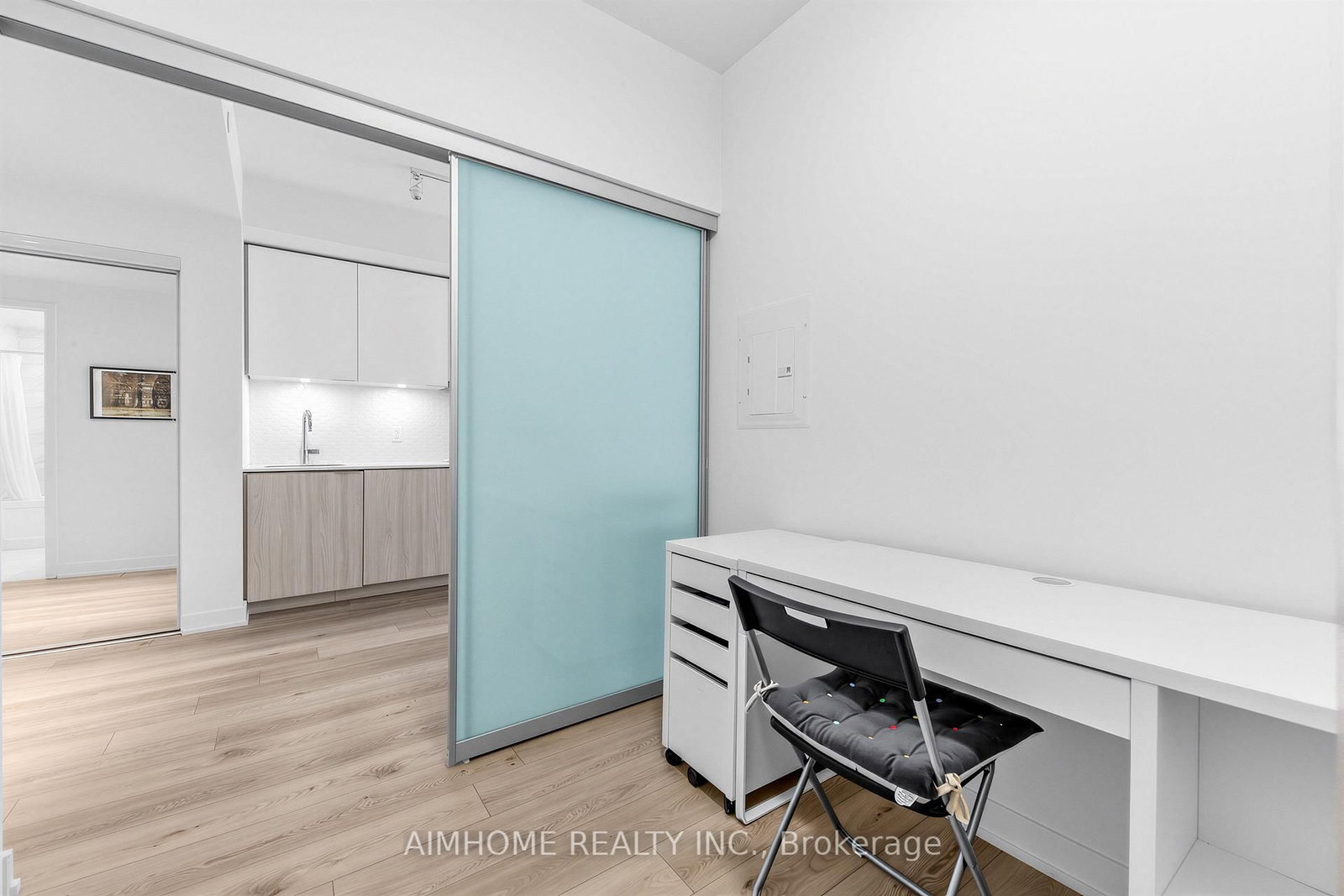 15 Queens Quay E • #409 • Toronto, ON photo 13