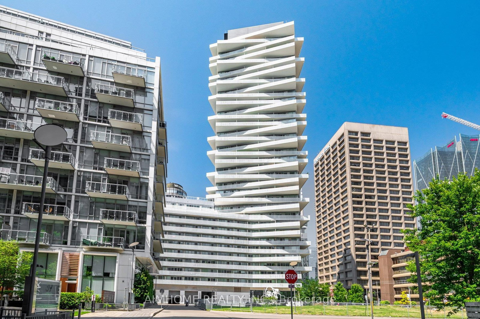 15 Queens Quay E • #409 • Toronto, ON photo 24