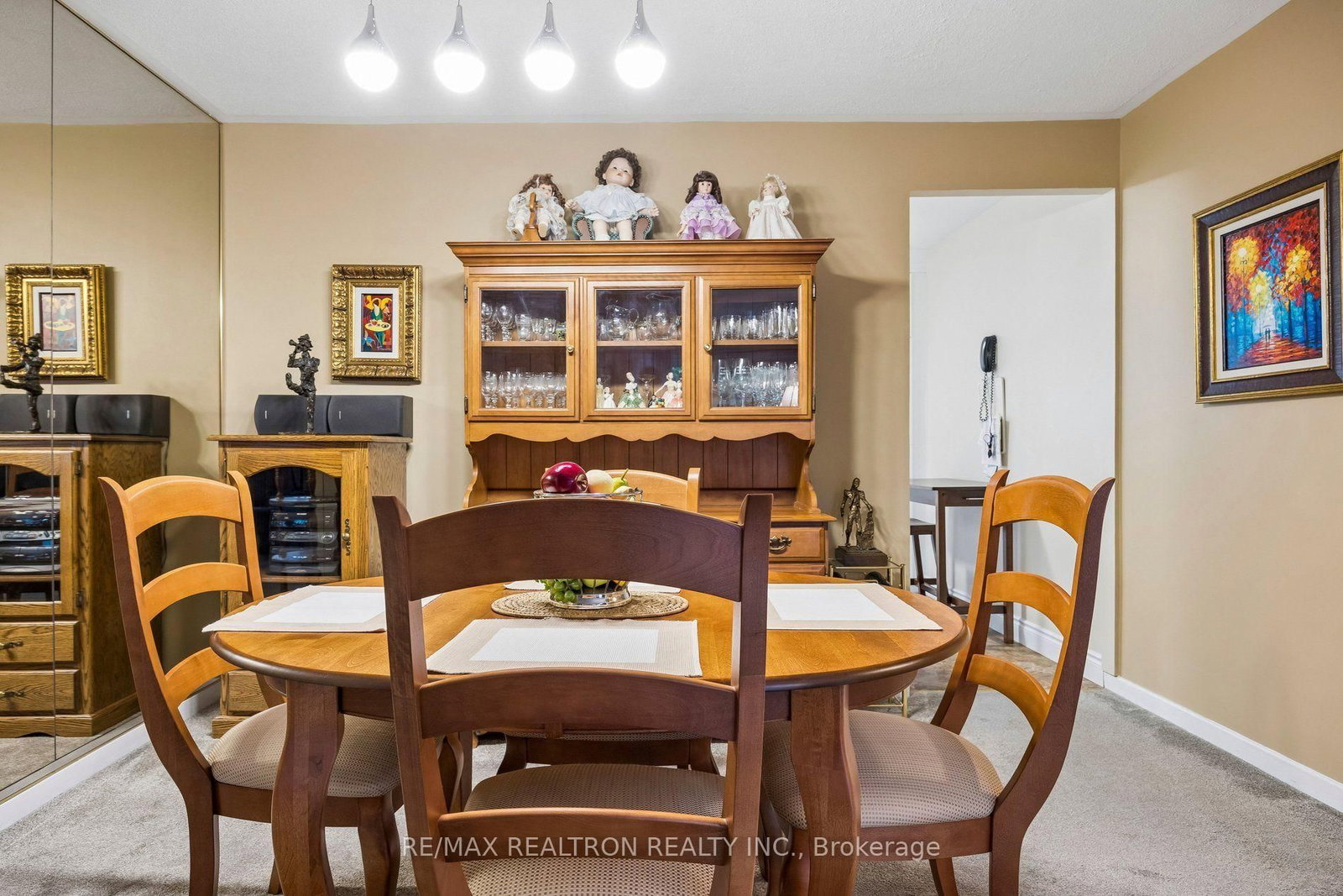 168 Song Meadoway • Toronto, ON photo 14