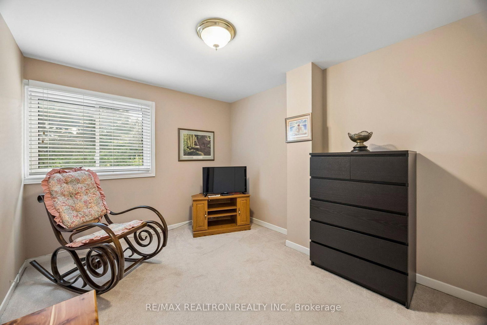 168 Song Meadoway • Toronto, ON photo 36