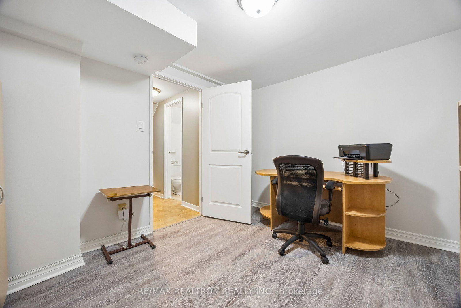 168 Song Meadoway • Toronto, ON photo 39