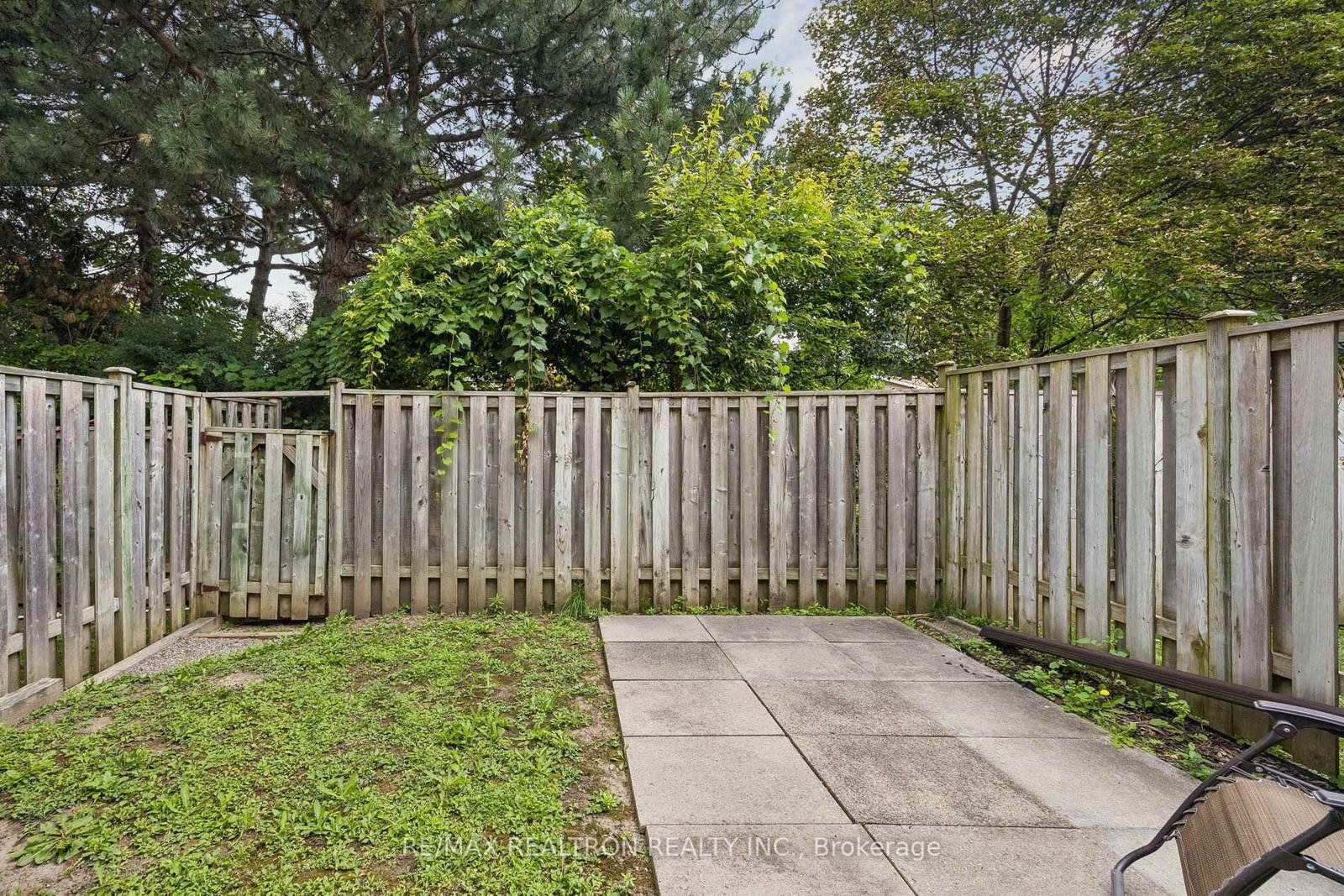168 Song Meadoway • Toronto, ON photo 44