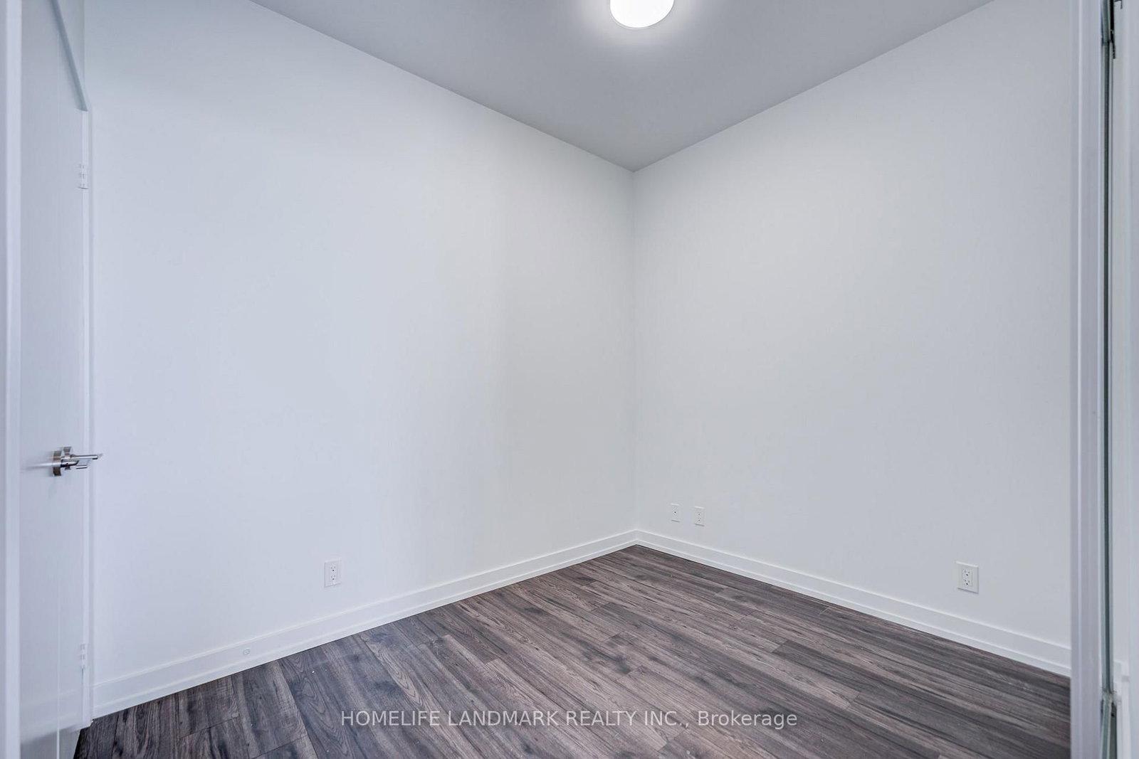 33 Helendale Avenue • #601 • Toronto, ON photo 25
