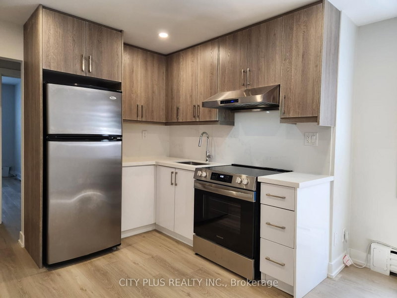 2 - 3547 Bathurst Street