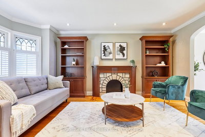 153 Parkhurst Boulevard, Toronto, ON, photo 5
