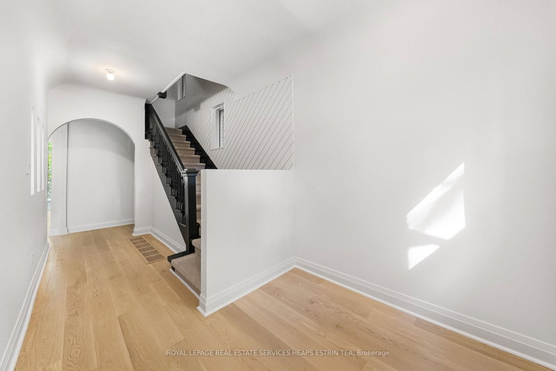 54 Rathnelly Avenue