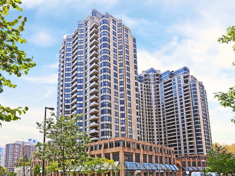 521 - 15 Northtown Way