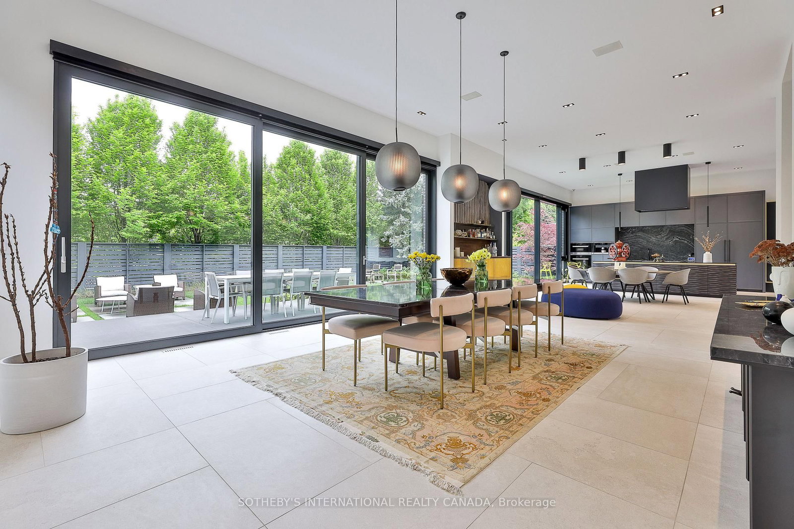 108 Stratford Crescent • Toronto, ON photo 15