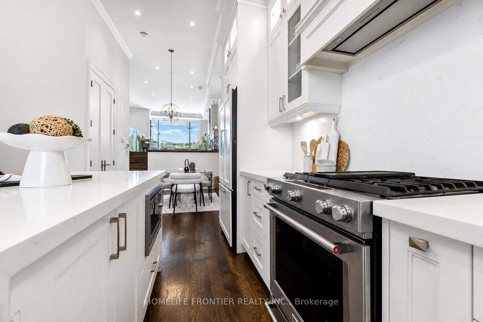 82 Cameron Avenue • Toronto, ON photo 12