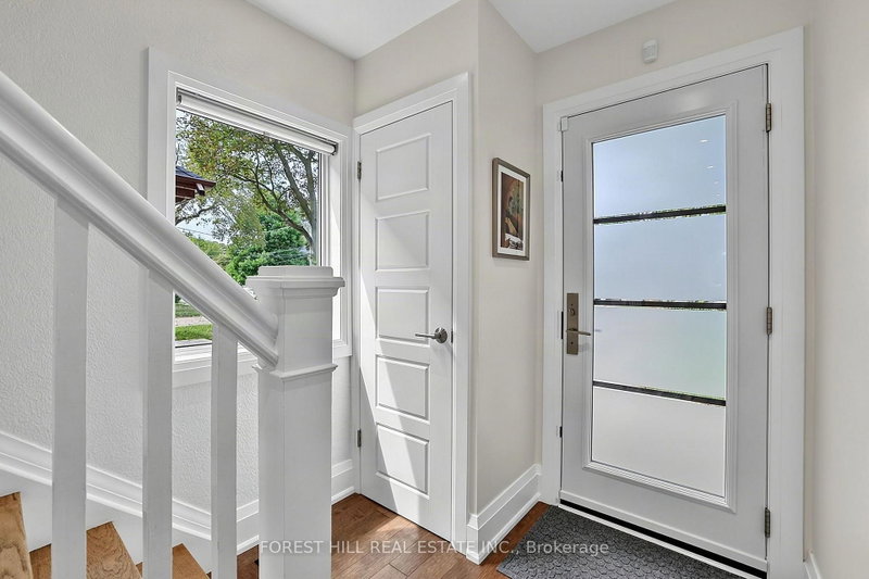 87 Thursfield Crescent