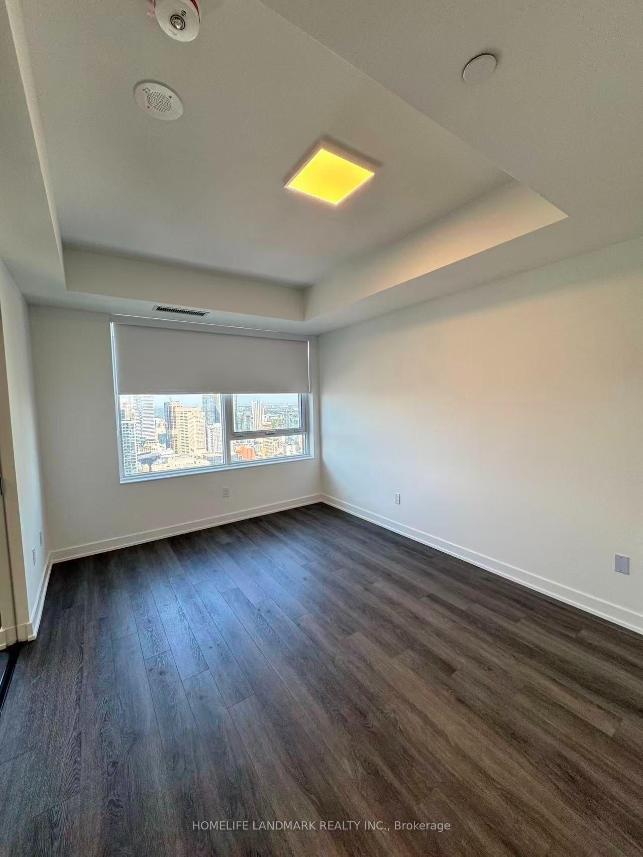 609 Sherbourne Street, Unit 4903 - Photo 4