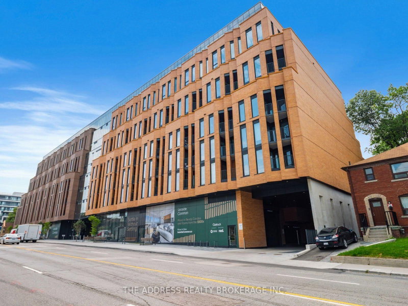 TH08 - 1720 Bayview Avenue E