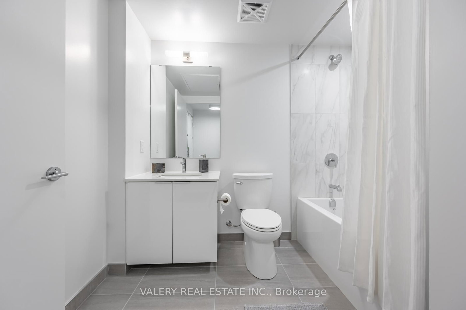 3109-357 King St, Toronto, view 11