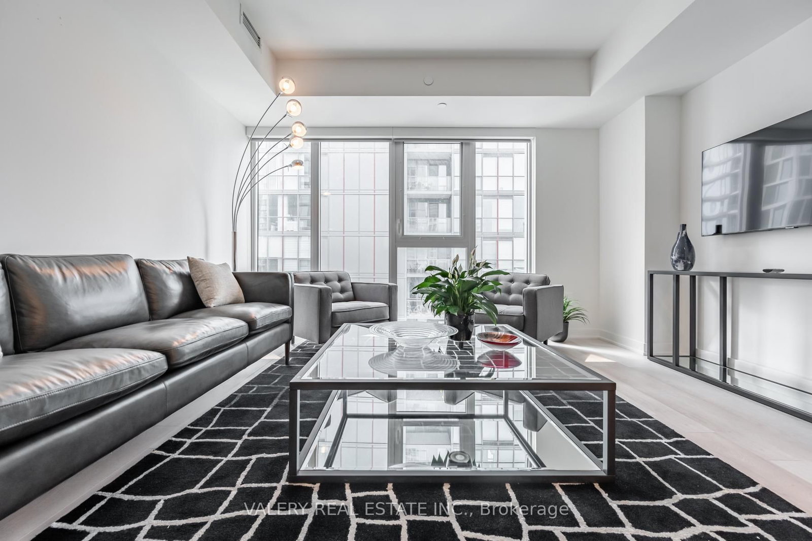 3109-357 King St, Toronto, view 5