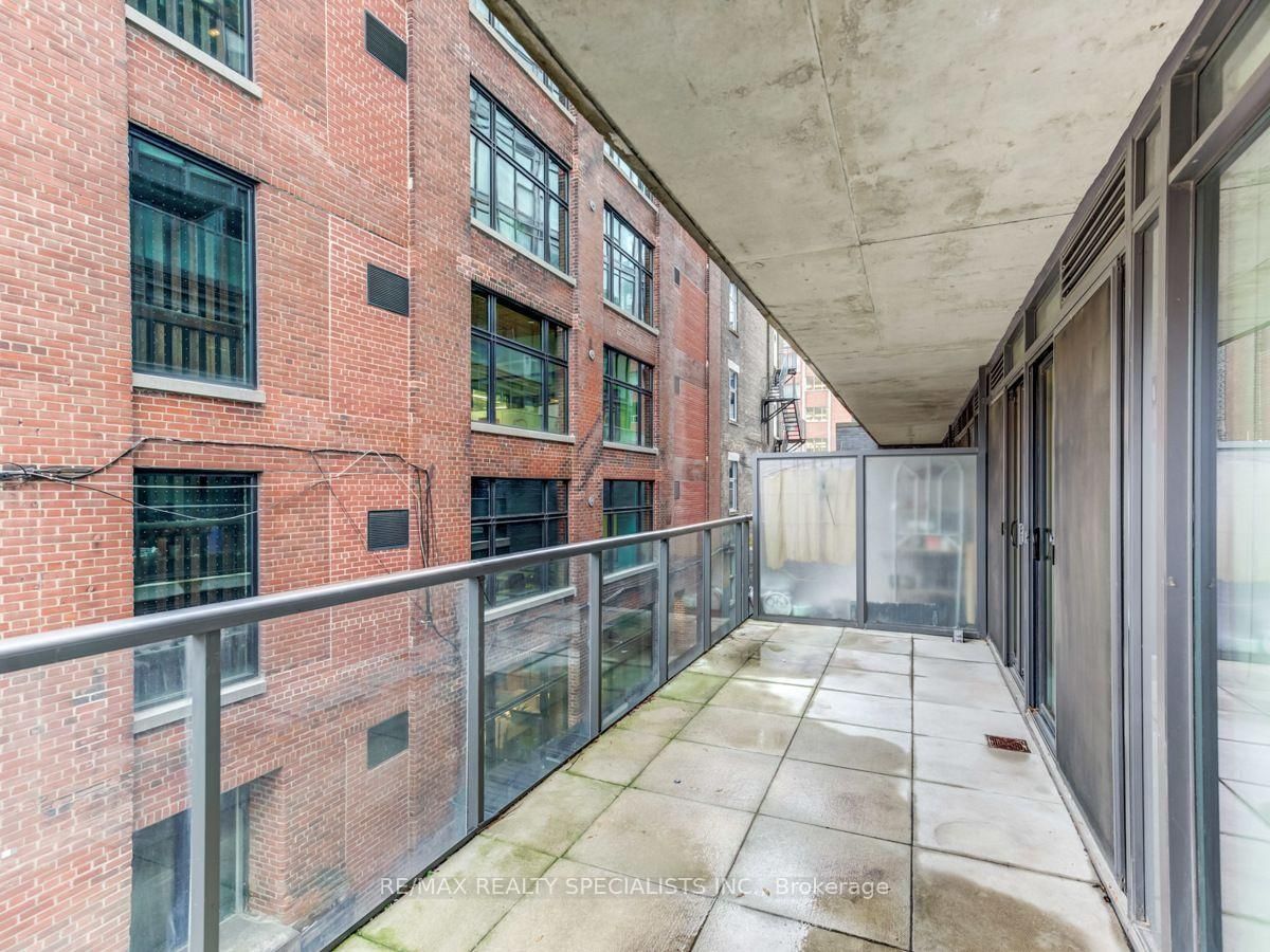 15 Beverley Street • #304 • Toronto, ON photo 18