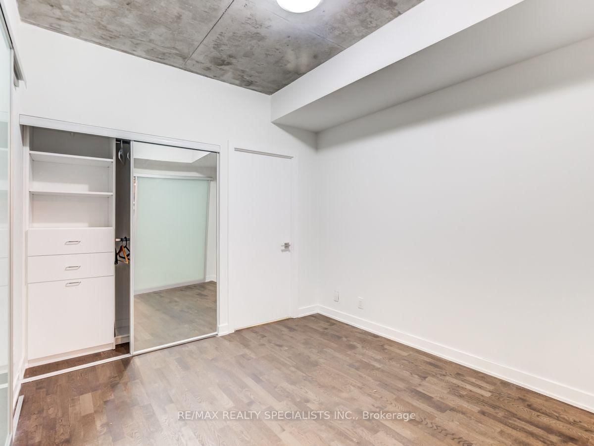 15 Beverley Street • #304 • Toronto, ON photo 9