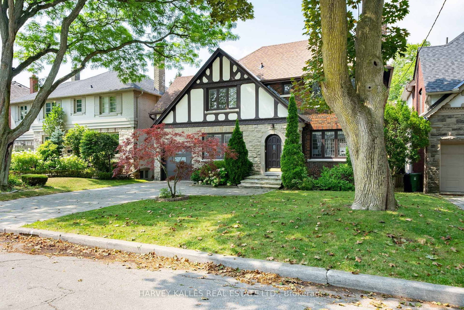 6 Browside Avenue • Toronto, ON photo 3
