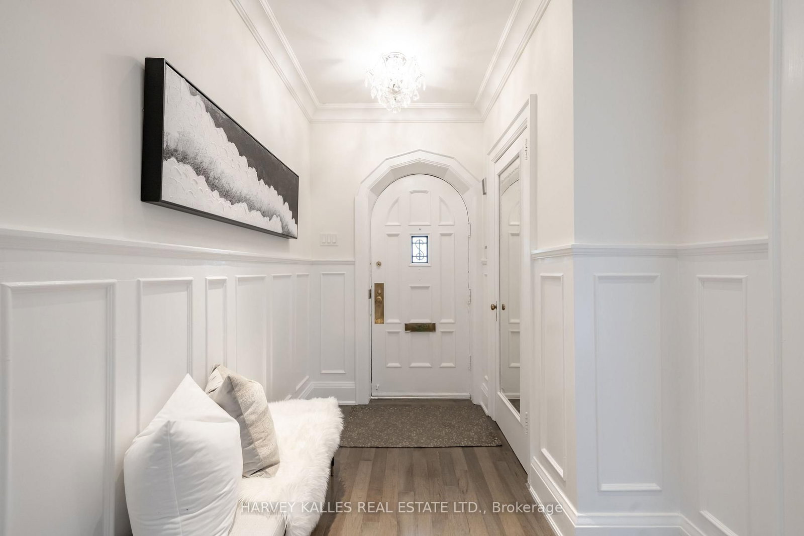 6 Browside Avenue • Toronto, ON photo 5