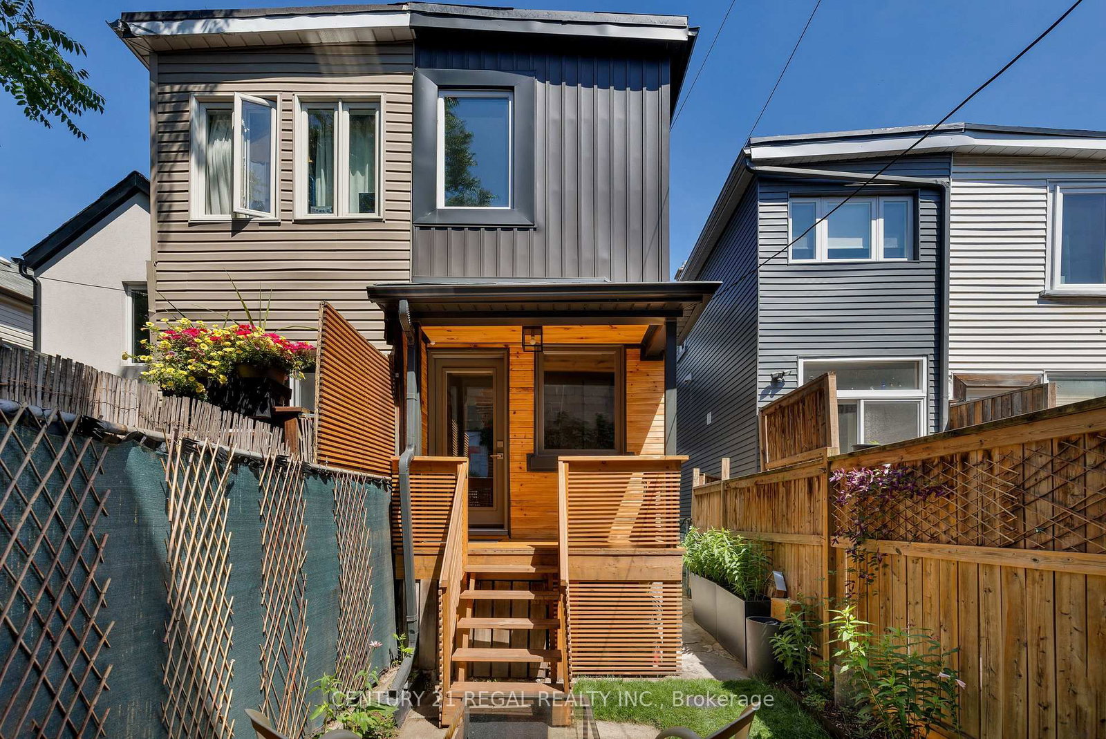55 Shirley Street • Toronto, ON photo 21