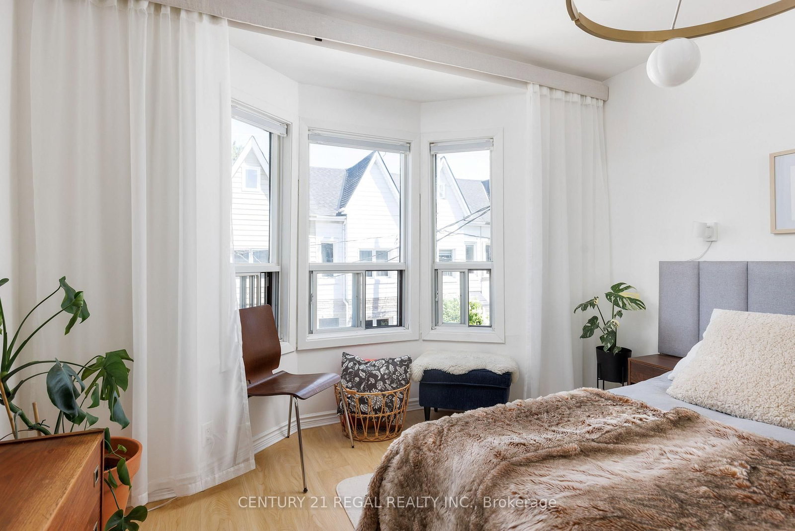 55 Shirley Street • Toronto, ON photo 29
