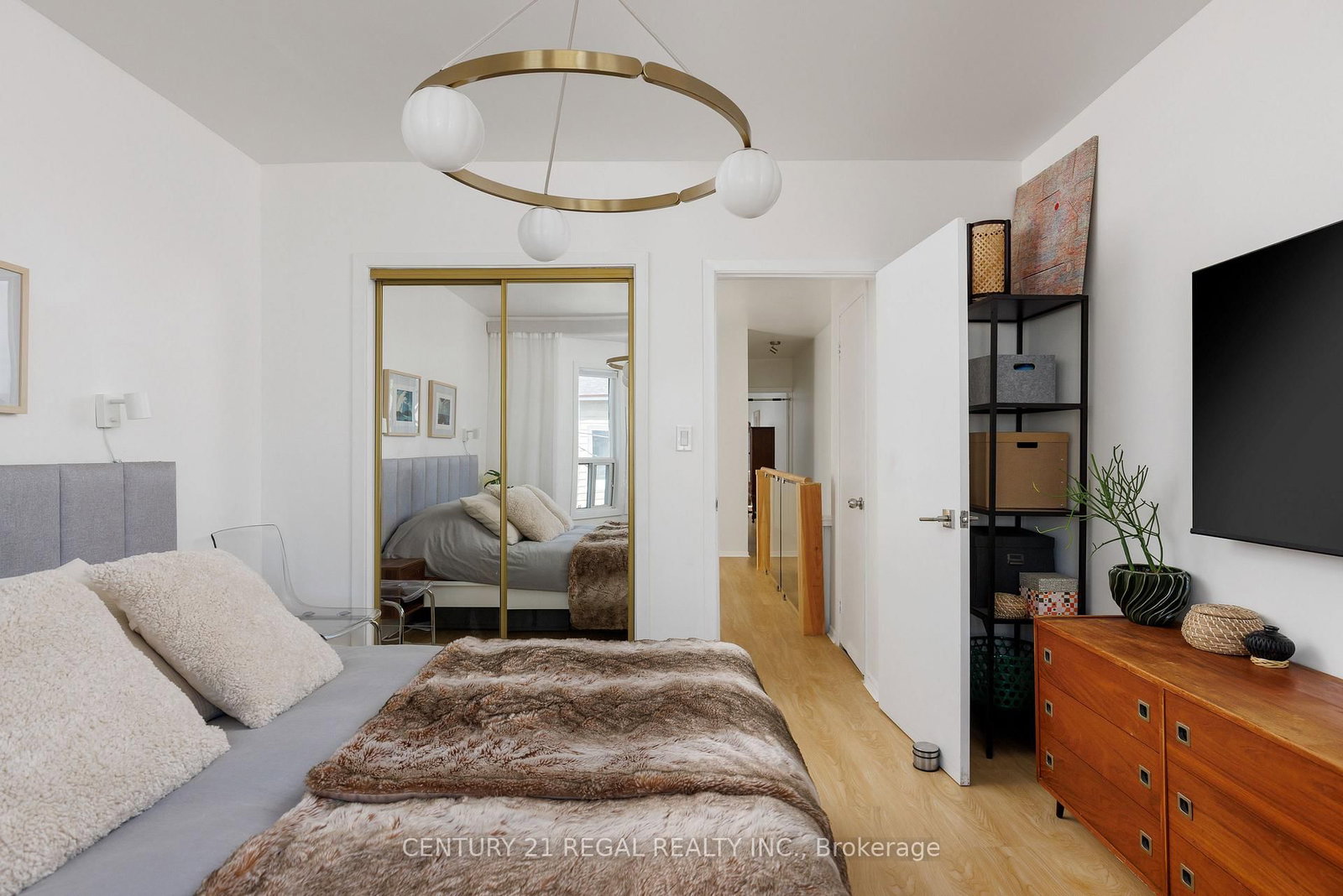 55 Shirley Street • Toronto, ON photo 30