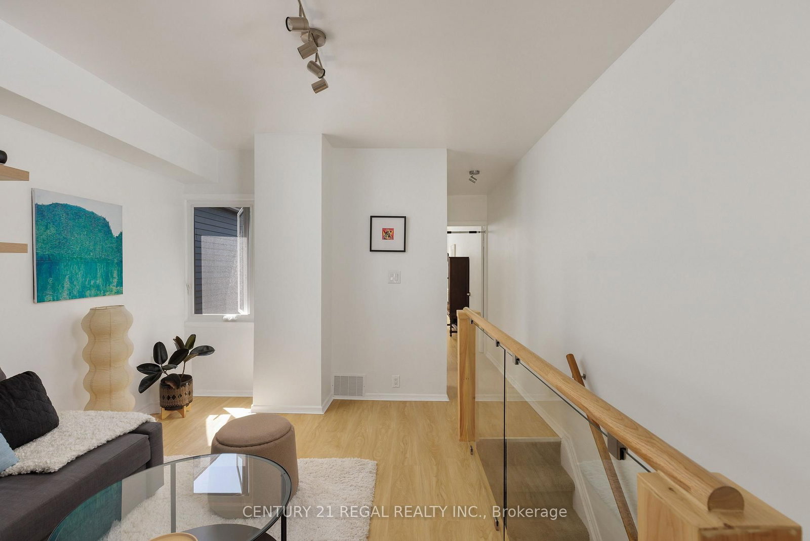 55 Shirley Street • Toronto, ON photo 31
