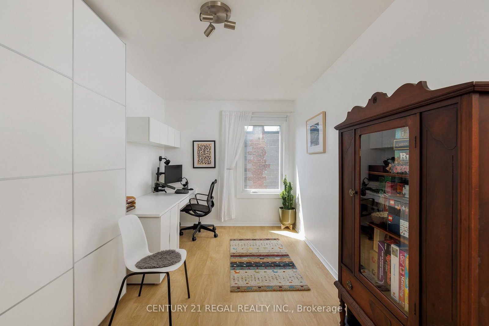 55 Shirley Street • Toronto, ON photo 32