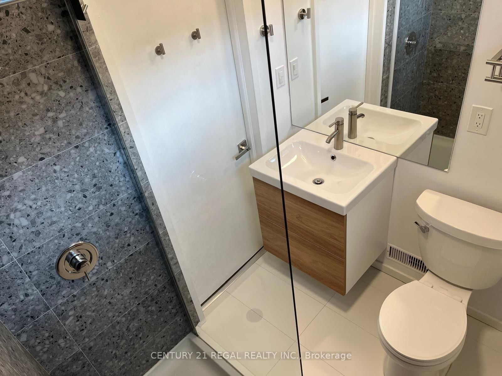 55 Shirley Street • Toronto, ON photo 38