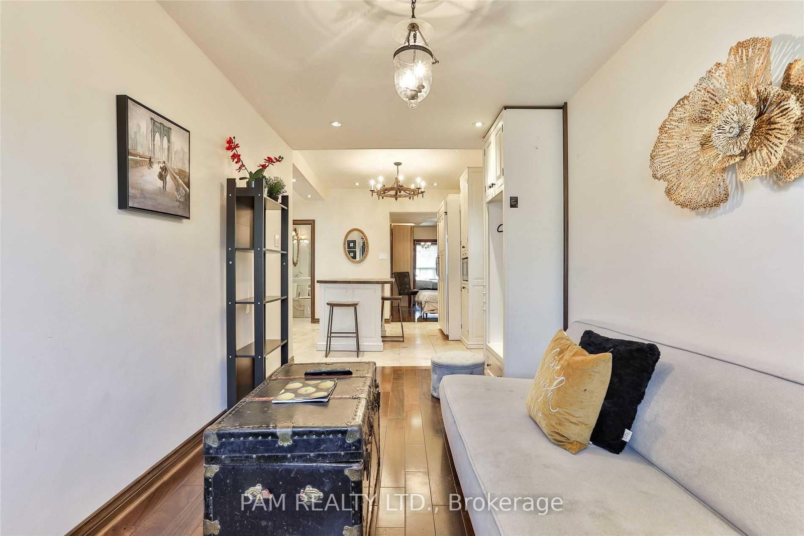 147 Euclid Avenue • Toronto, ON photo 22