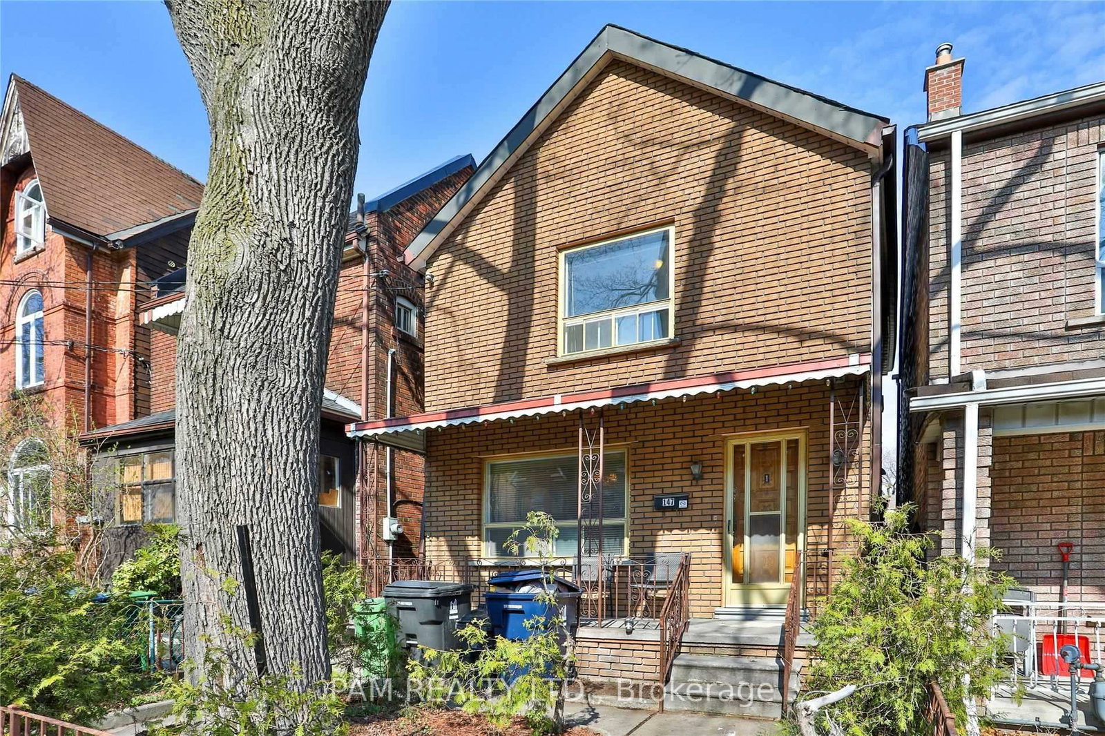 147 Euclid Avenue • Toronto, ON photo 6