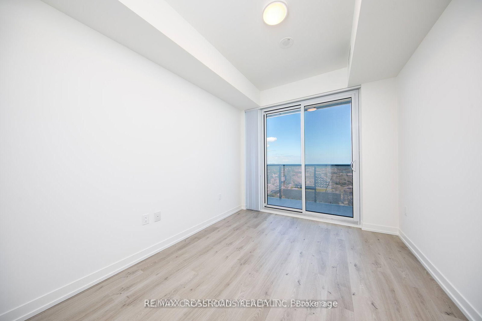 138 Downes Street • #5306 • Toronto, ON photo 12