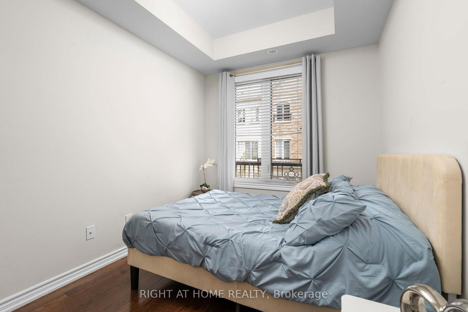 27 Coneflower Crescent • #31 • Toronto, ON photo 25